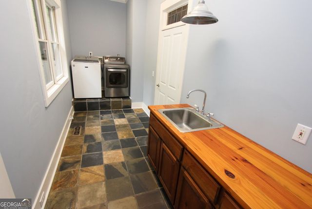 445 Lula Payne Trail, Ball Ground, GA 30107