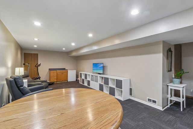 343 Cane Garden Circle CIR, Aurora, IL 60504