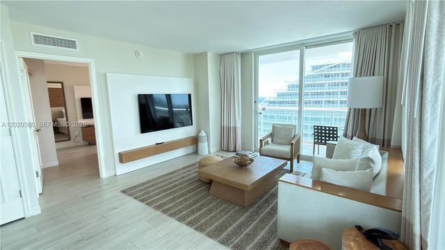 505 N Fort Lauderdale Beach Blvd 2201, Fort Lauderdale, FL 33304