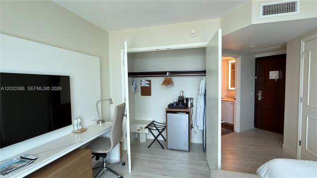 505 N Fort Lauderdale Beach Blvd 2201, Fort Lauderdale, FL 33304