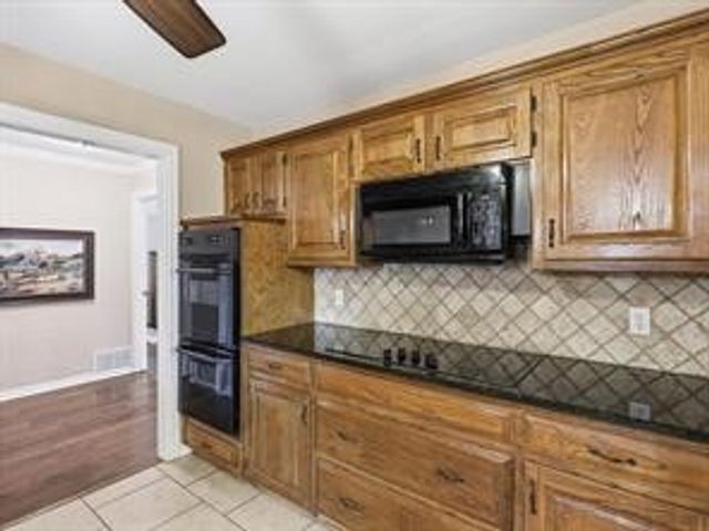 816 Autumn Lake Drive, Allen, TX 75002