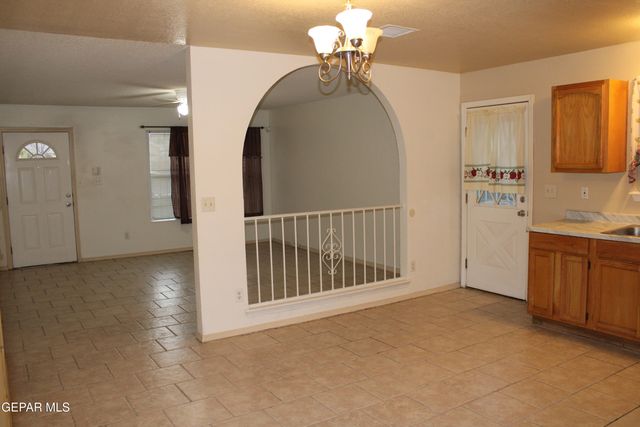 12477 SOMBRA FUERTE Drive, El Paso, TX 79938