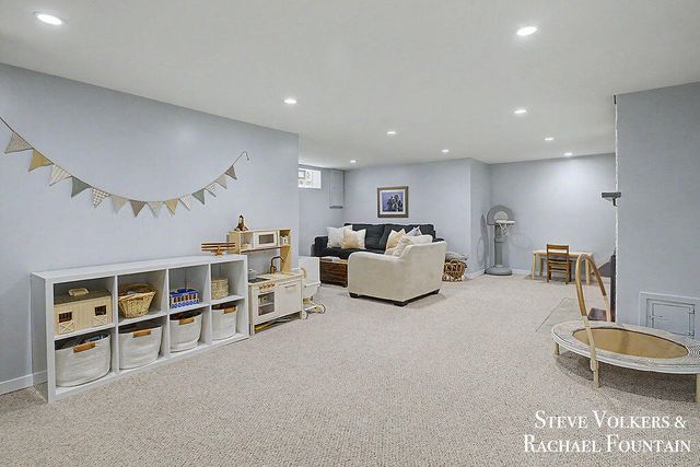 927 JOSLIN Street Se, City Of Grand Rapids, MI 49507