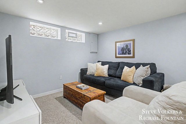 927 JOSLIN Street Se, City Of Grand Rapids, MI 49507