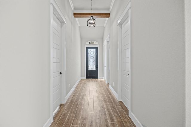 151 Wyndemere Drive, Montgomery, TX 77356