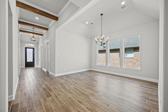 151 Wyndemere Drive, Montgomery, TX 77356