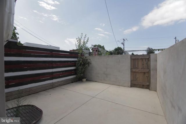1918 N GRATZ ST, Philadelphia, PA 19121