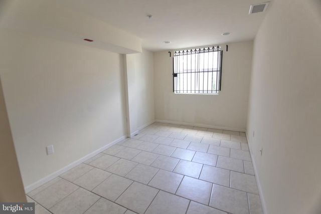 1918 N GRATZ ST, Philadelphia, PA 19121