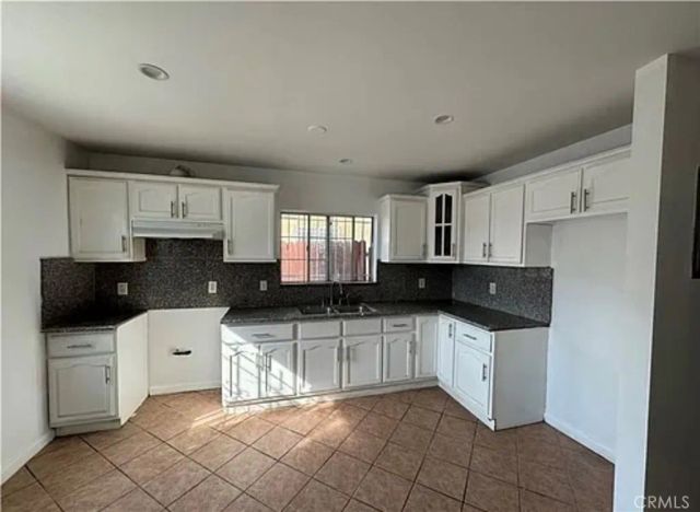 1755 E 92nd Street, Los Angeles, CA 90002