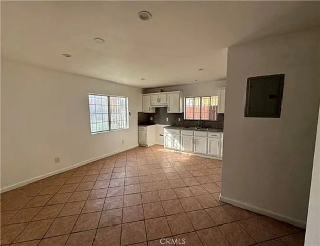 1755 E 92nd Street, Los Angeles, CA 90002