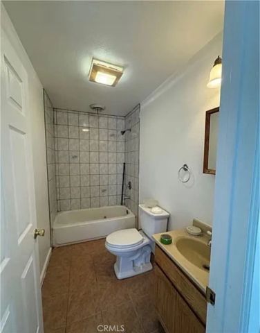 1755 E 92nd Street, Los Angeles, CA 90002