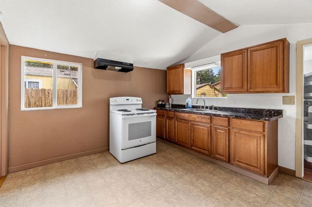 1937,1941 Ridgewood Drive, Eureka, CA 95503