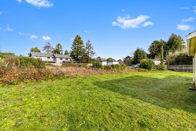 1937,1941 Ridgewood Drive, Eureka, CA 95503