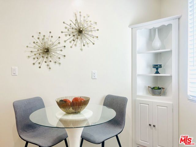 1876 N Alexandria Avenue, Los Angeles, CA 90027