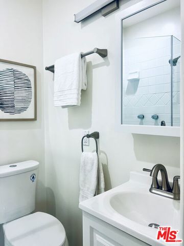 1876 N Alexandria Avenue, Los Angeles, CA 90027