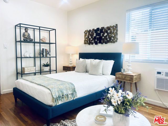 1876 N Alexandria Avenue, Los Angeles, CA 90027