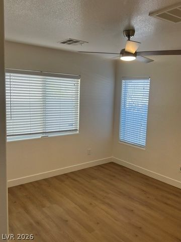 6940 Canary Ivy Way, Las Vegas, NV 89156