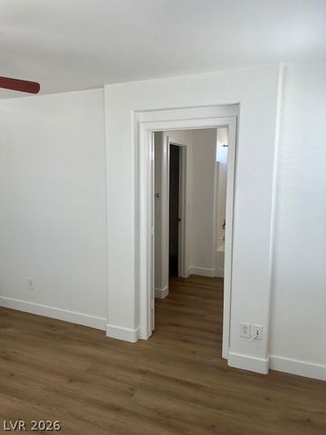 6940 Canary Ivy Way, Las Vegas, NV 89156