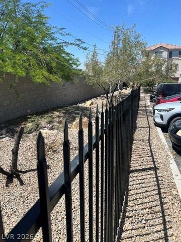 6940 Canary Ivy Way, Las Vegas, NV 89156