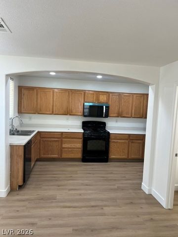 6940 Canary Ivy Way, Las Vegas, NV 89156