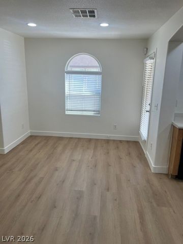 6940 Canary Ivy Way, Las Vegas, NV 89156