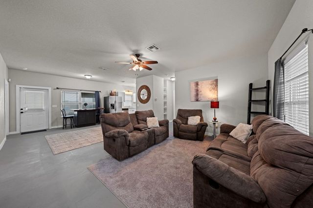 120 Ivy Lane, Kerrville, TX 78028