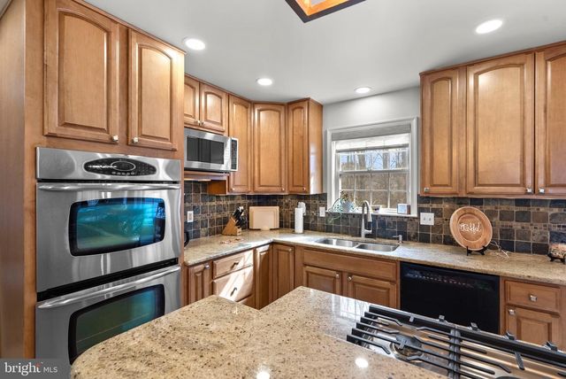 14221 PLEASANT VIEW DR, Bowie, MD 20720