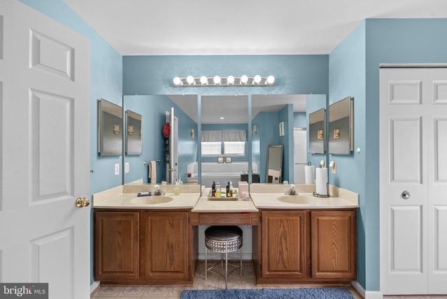 14221 PLEASANT VIEW DR, Bowie, MD 20720