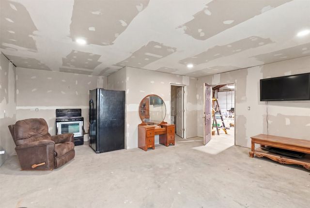 328 CR 1745, Mt Pleasant, TX 75455