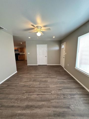 2405 Birch Avenue, Lubbock, TX 79404