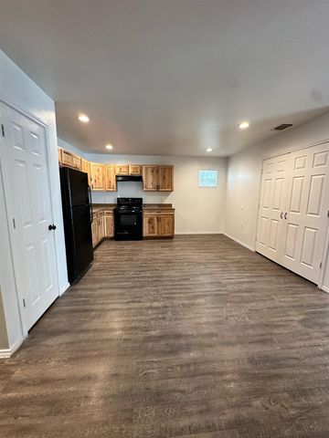 2405 Birch Avenue, Lubbock, TX 79404