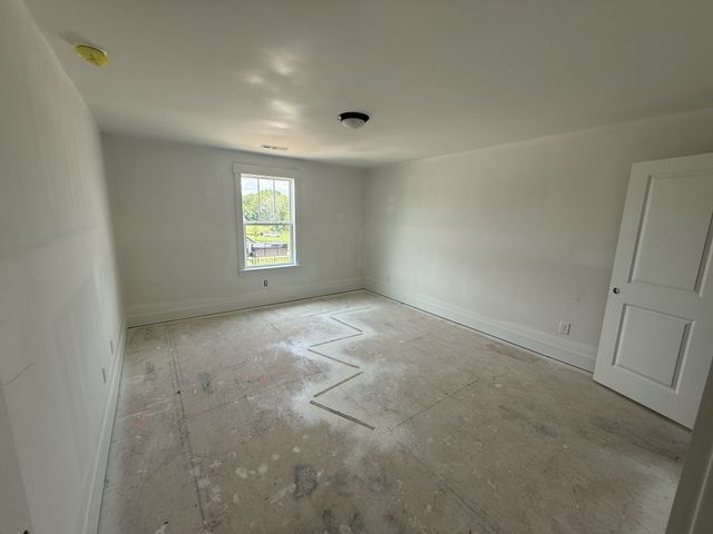 1048 Cherry Tree Dr, Mount Juliet, TN 37122
