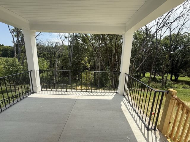 1048 Cherry Tree Dr, Mount Juliet, TN 37122