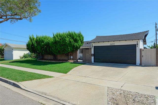 6692 Sutton, Westminster, CA 92683
