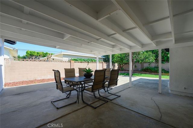 6692 Sutton, Westminster, CA 92683