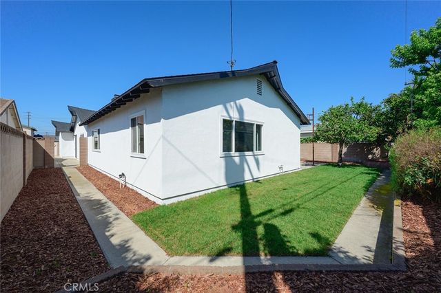 6692 Sutton, Westminster, CA 92683
