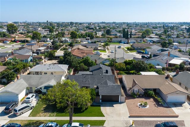 6692 Sutton, Westminster, CA 92683