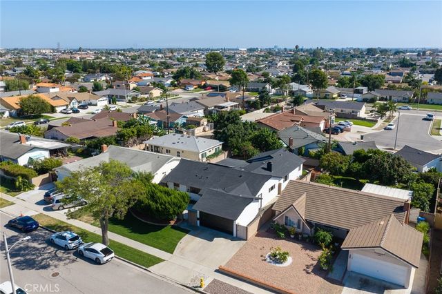 6692 Sutton, Westminster, CA 92683