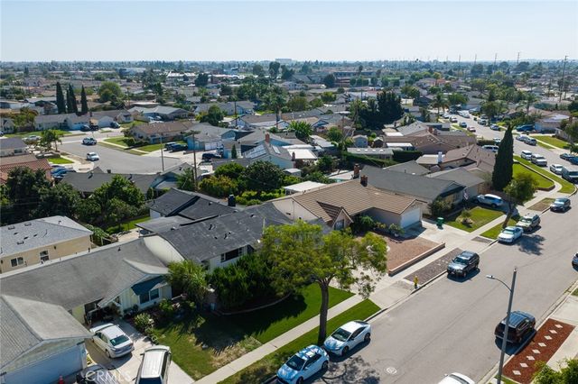 6692 Sutton, Westminster, CA 92683