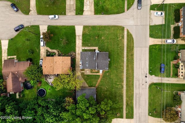 5501 Fran Ct, Louisville, KY 40291