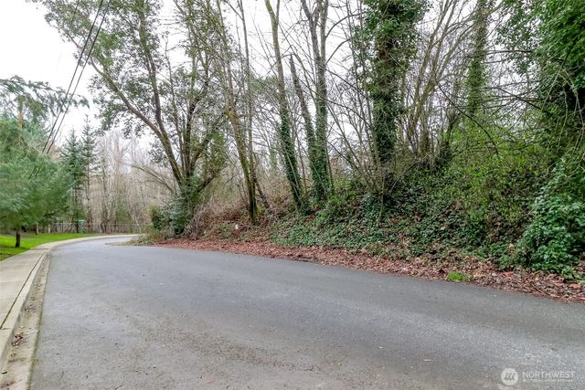 12613 35th Avenue S, Tukwila, WA 98168