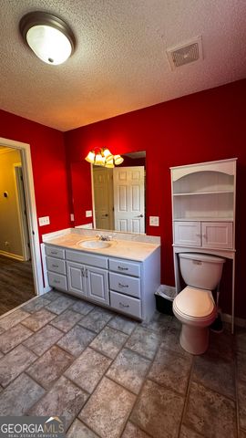 144 Live Oak Lane, Claxton, GA 30417