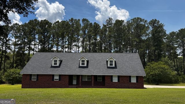 144 Live Oak Lane, Claxton, GA 30417