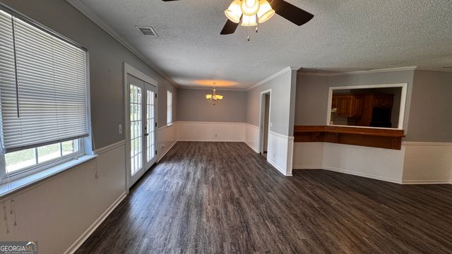144 Live Oak Lane, Claxton, GA 30417