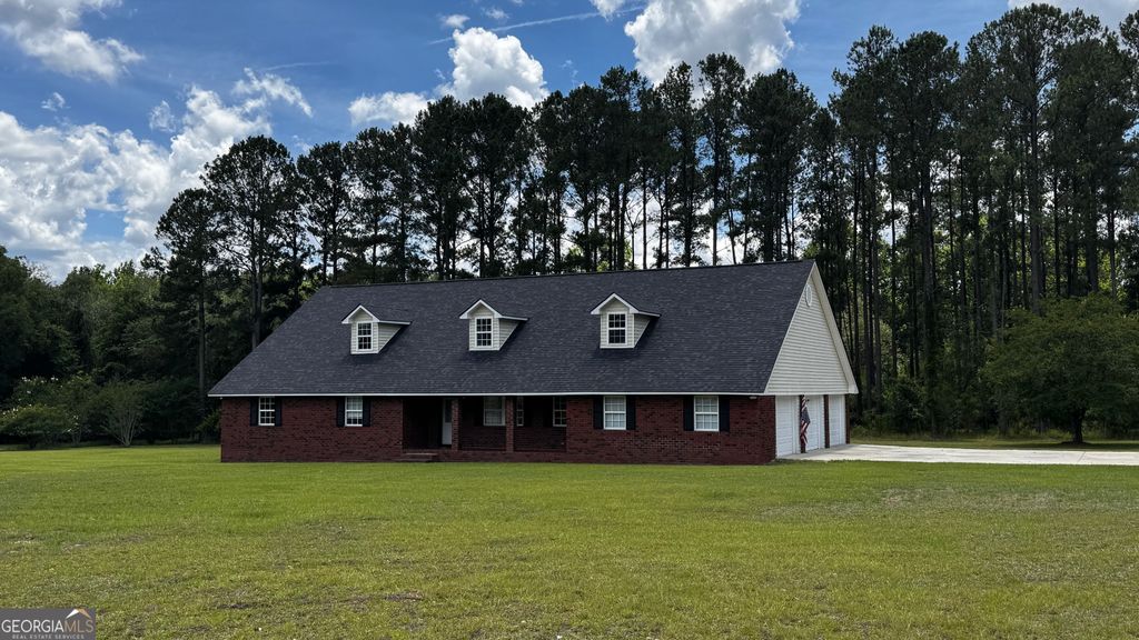 144 Live Oak Lane, Claxton, GA 30417