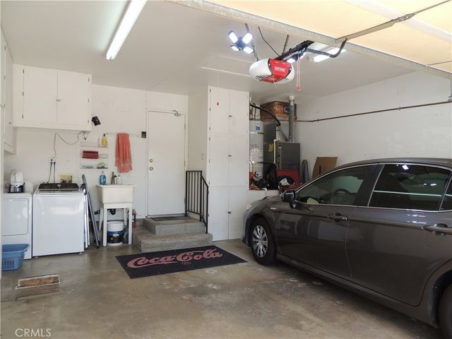 27246 Via Marcia, Saugus, CA 91350