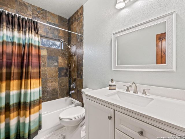 14531 CHANCE BLVD, Lytle, TX 78052