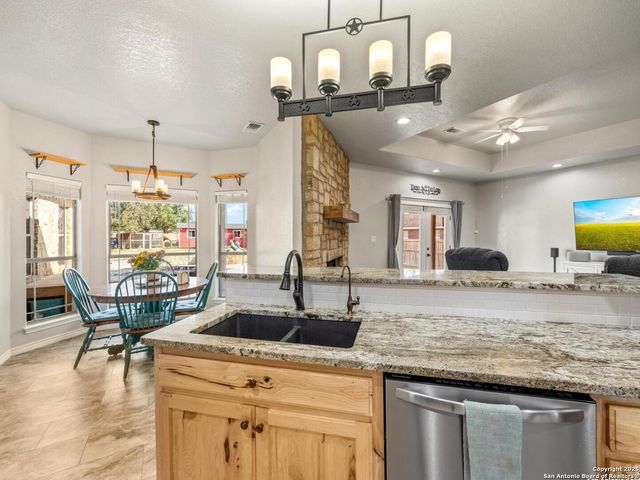 14531 CHANCE BLVD, Lytle, TX 78052