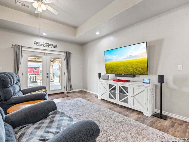 14531 CHANCE BLVD, Lytle, TX 78052