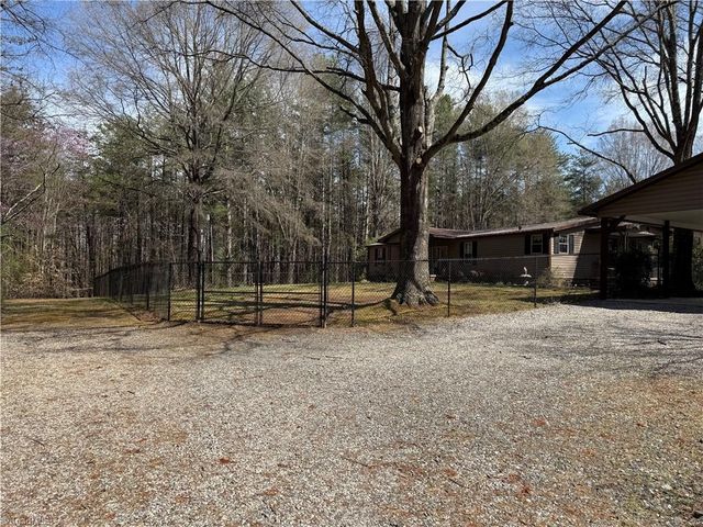 208 Rock Haven Drive, King, NC 27021